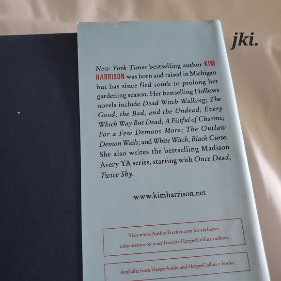 Black Magic Sanction by: Kim Harrison - Picture 10 of 11